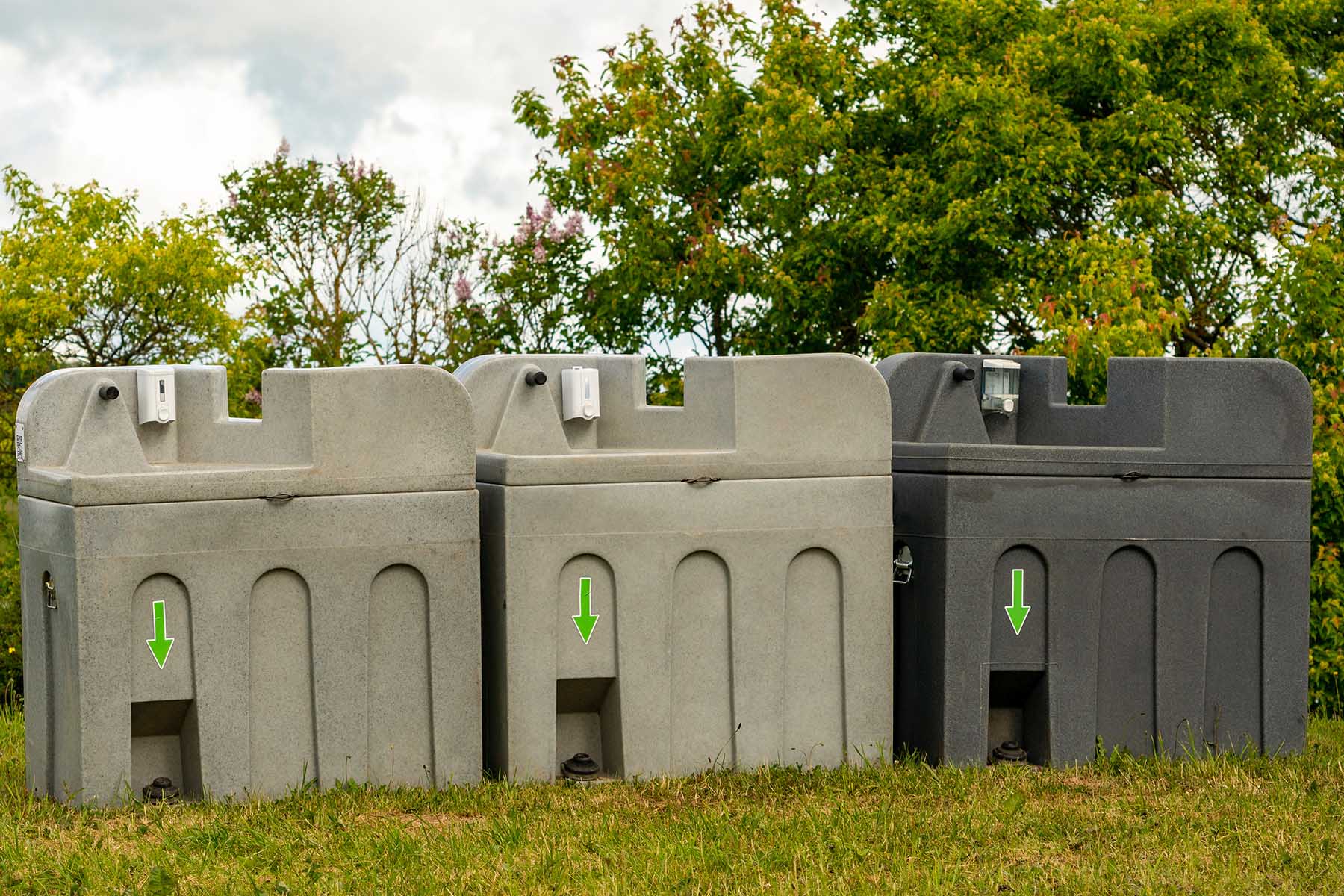 Equipment for washing hands outdoors in park during events, festivals